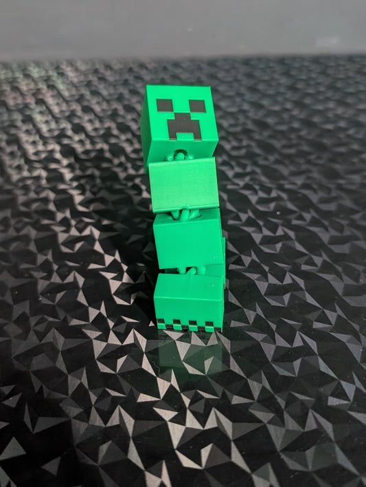 3" articulated creeper